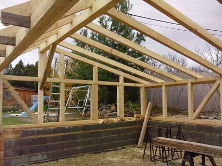 Könnyűszerkezetes épület 2